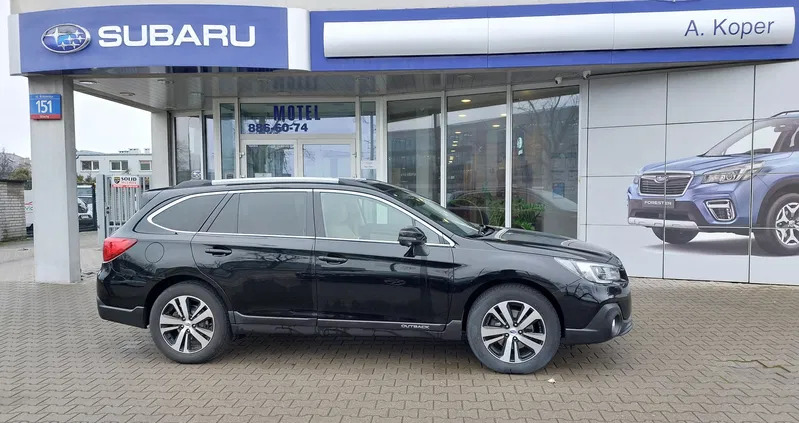 subaru outback mazowieckie Subaru Outback cena 129800 przebieg: 144600, rok produkcji 2019 z Rumia